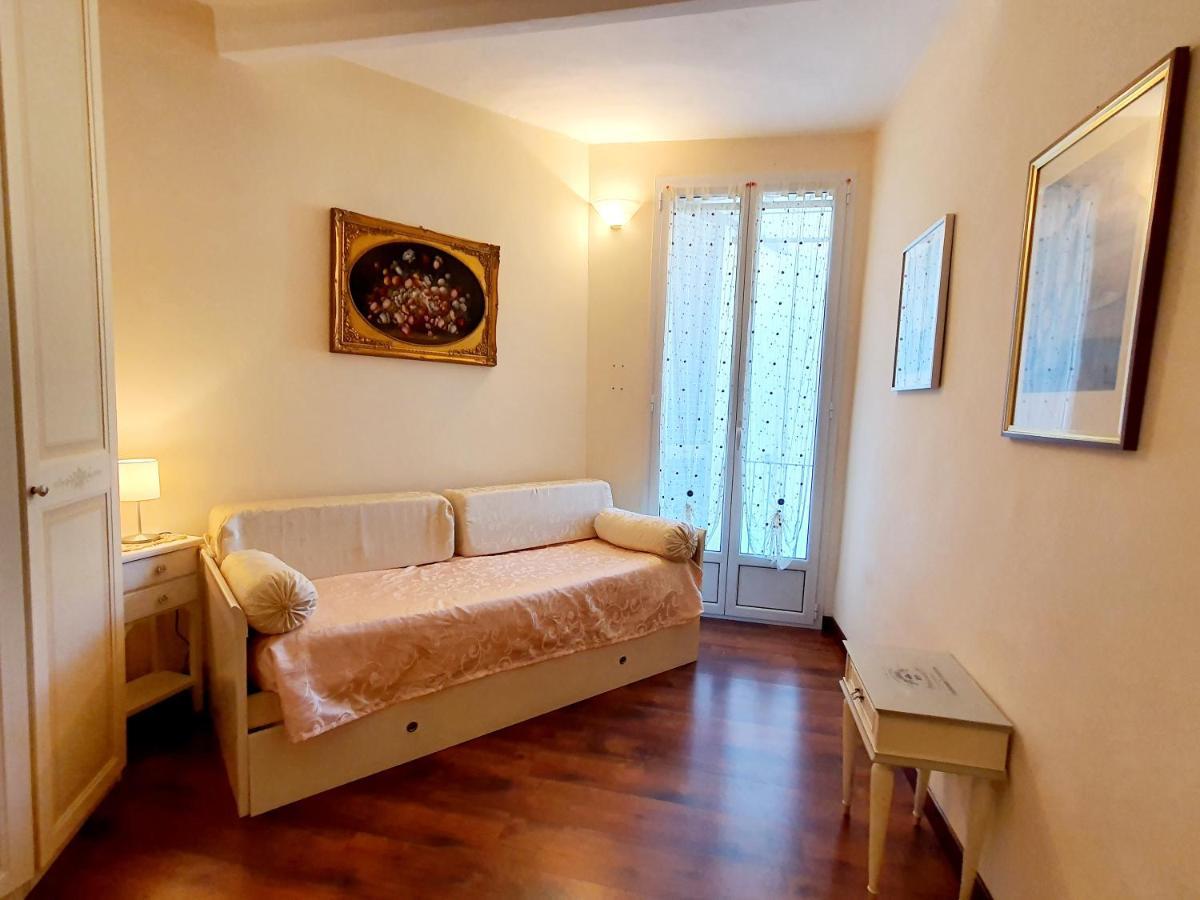 Stella Apartment Бавено Екстериор снимка